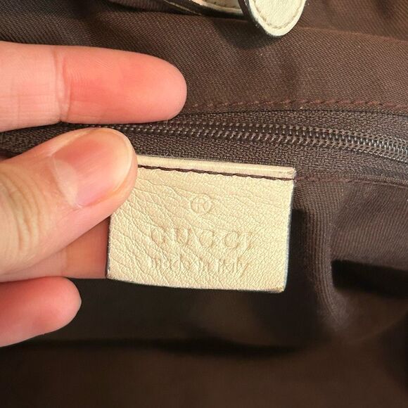 Gucci Coated Canvas Monogram GG Tote Bag - Picture 8 of 15